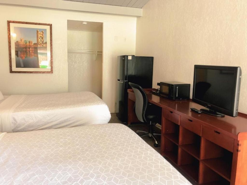 Super 8 By Wyndham San Jose Airport Motel Santa Clara Exterior photo